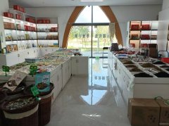 C12623位于游客集散中心经营中东三县农产品特产干果店转让