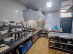 C12646屯坪南路228平餐厅转让