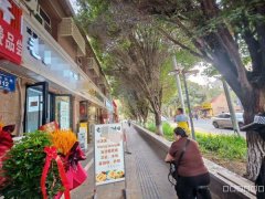 C12658江苏东路吐哈对面25平餐厅转让