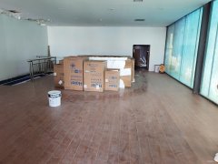 C12689昌吉亚中美居统一建材城2号进出车口海尔卡萨帝