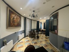 C12710天山区翠泉路营业中老店餐饮店转让