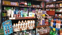 C12717位于昌吉市长宁路富友国际东门临街便利店转让