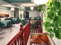 C12719位于博乐市赛里木湖景区黄金地段餐厅转让