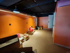 C12721喀什东路吾悦花园北门45平餐厅转让