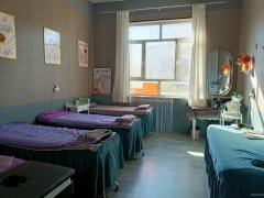 C12740五家渠步行街品牌美妆店低价急转