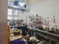 C12762长春路繁华商圈餐饮旺铺转让