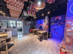 C12770头屯河君豪学府庄园大门口烧烤清餐店转让