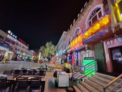 C12779阜康团结西路130平酒吧转让