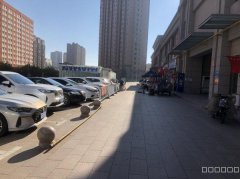 C12781店面转让 昌吉市南公园西路融投小镇昌吉学院对面小