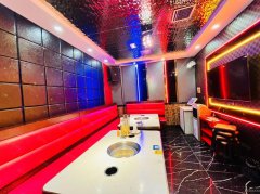 C12783位于吉木萨尔县金地花园附近临街餐饮旺铺转让