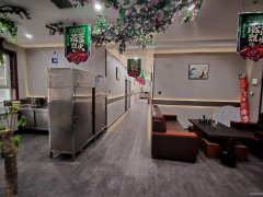 C12818安宁渠镇美食街1000平餐厅转让