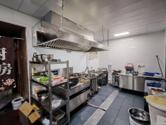 C12871阿勒泰水泵厂110平餐厅转让