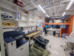 C12881喀什东路吾悦花园城40平五金店转让