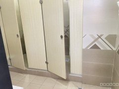 昌吉环宇广场商业街美容养生店转让