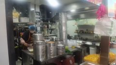 C12913新疆大学河马泉校区餐饮档口转让