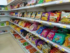 C12933位于昌吉市亚中商圈经营中便利店转让