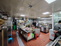 滨河新居249平餐厅转让