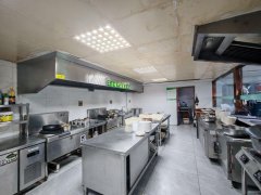 C12948新华凌南区300平餐厅转让