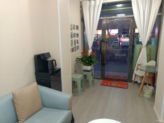 C12962位于昌吉市健康东路农校后门临街美容店转让