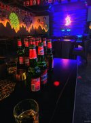 C12967位于阜康市二中对面经营中音乐餐厅转让