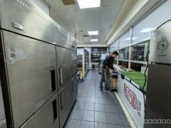 C12964天山区跃进街经营中火锅店转让