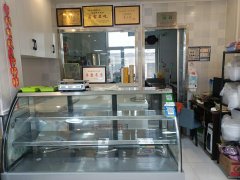 C12978位于阜康市步行街经营中卤制品店转让