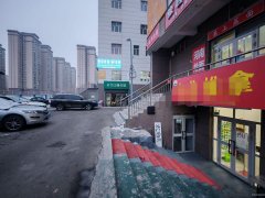 C12977八道湾三队136小学对面小儿推拿店转让可空转