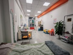 C12977八道湾三队136小学对面小儿推拿店转让可空转