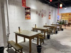 C12986位于五家渠汇嘉时代营业中快餐店转让低价急转