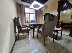 C12989荣和城6期北门100平棋牌室转让