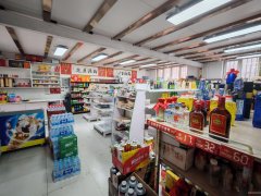 C12995呼图壁种牛场场部75平旺铺出售