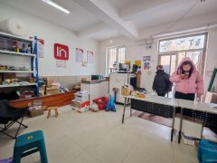 C13001五家渠青湖映像60平快递公司转让