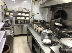 C13027商铺出租 位于昌吉市宁边西路与中山北路交汇处以北