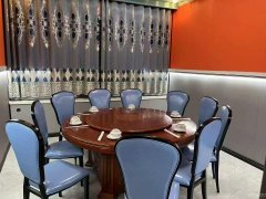 C13040阿勒泰市好位置餐厅转让