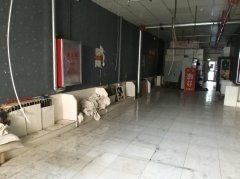 C13083位于昌吉市宁边西路市转盘附近临街商铺出租