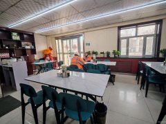 C13102 中亚北路汽配城对面85平餐厅转让