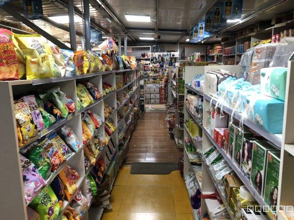 C13147店面转让 位于阜康市有色苑小区超市转让 C13147店面转让 位于阜康市有色苑小区超市转让