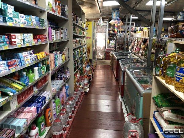 C13147店面转让 位于阜康市有色苑小区超市转让 C13147店面转让 位于阜康市有色苑小区超市转让