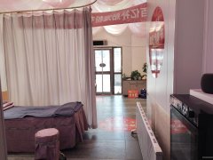 C13129开发区洞庭路香槟水岸大门口营业中美容养生馆转让