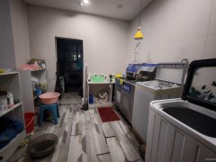 C13144盈科山水华庭43平洗鞋店转让