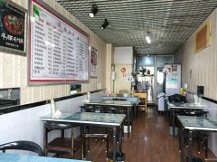 C13166位于阜康市新城花园一期临街商铺出租